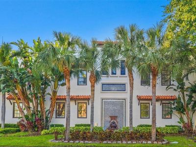 4911 W Melrose Ave S