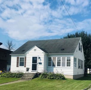 10 Sanborn Ave