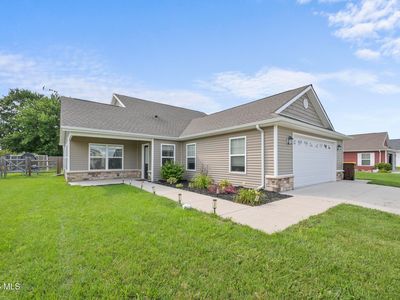 Property at 7 Cascade Ln, Delta, OH