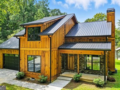 579 Twin Mountain Lake Cir