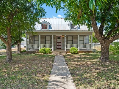 Property at 608 Tivy St, Kerrville, TX