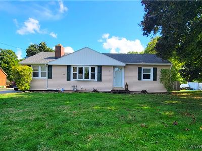 Property at 268 Erin Rd, Medina, NY