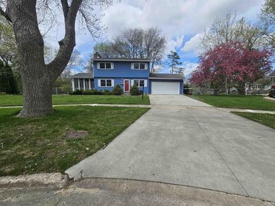 6114 Mulberry Circle