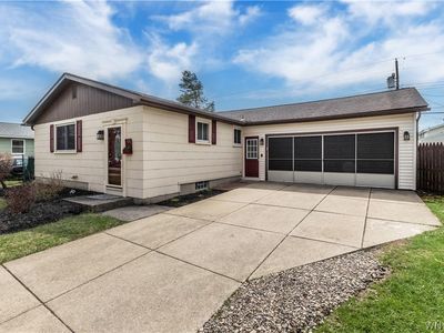 94 Gregory Ct