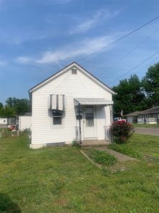 1911 Hall St