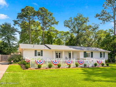 Property at 208 Saint Augustine Dr, Madison, MS