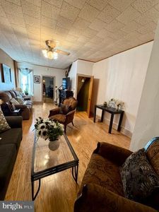 240 S 13th St