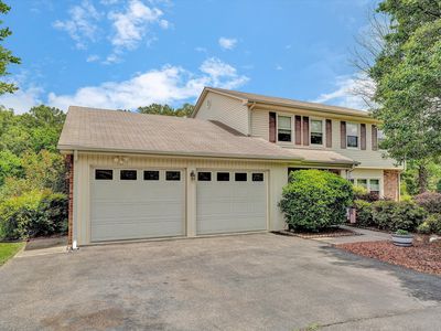 Property at 1182 Knollwood Dr, Troutville, VA