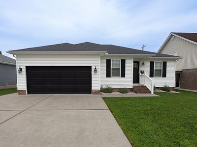 Property at 31 Platinum Dr, Chesapeake, OH