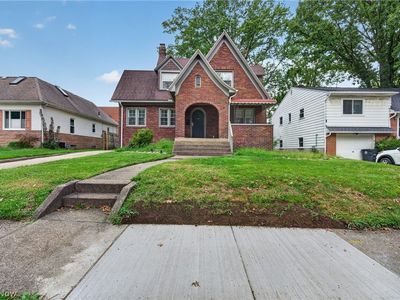 654 Moreley Ave