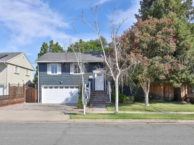 1619 Hallbrook Dr