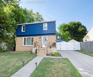2406 Tuscola St