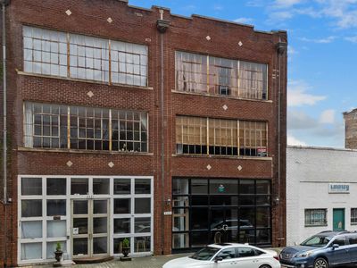 2327 Morris Ave Unit 3-A