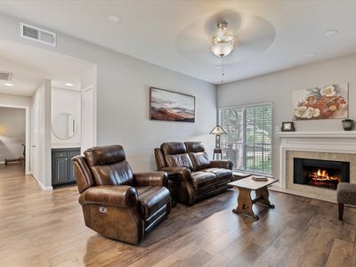 8601 Park Ln APT 323