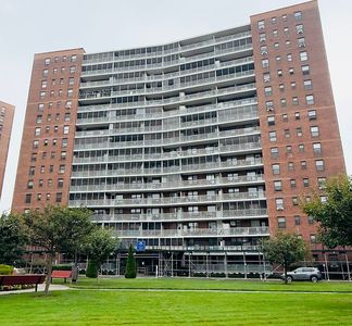 61-35 98th St APT 10N