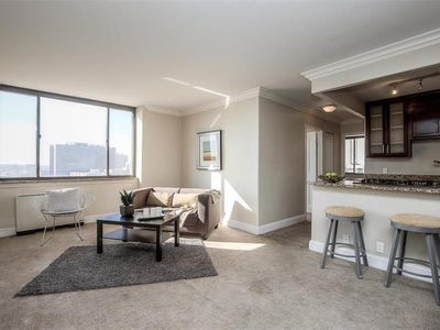 700 E 8th St UNIT 1200