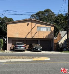 816 N Santa Fe Ave