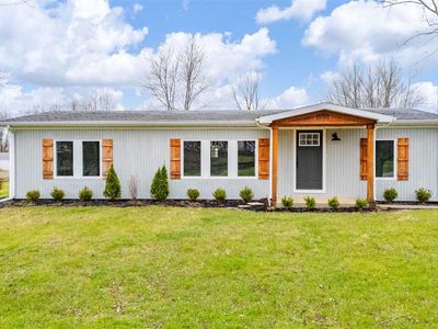 1076 E County Road 650 N