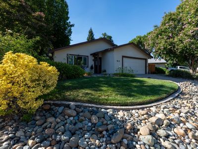 8025 Larwin Dr
