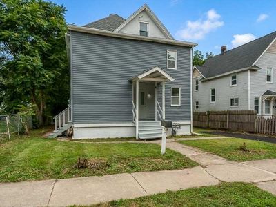229 Forest Ave