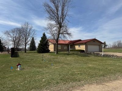 220 Sunset Ct