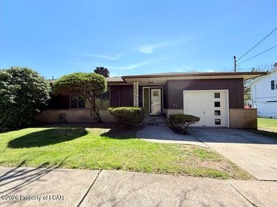 228 Wilson Dr