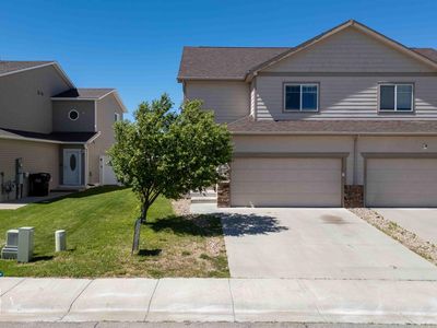 Property at 6866 Umpqua River Rd, Casper, WY