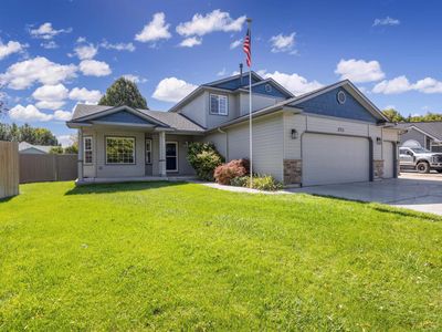 3711 E Sage Ct
