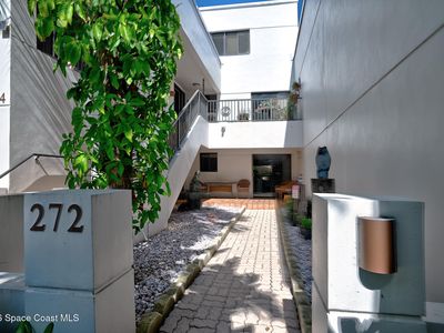 272 Aquarina Blvd