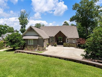 10698 Split Oak Dr