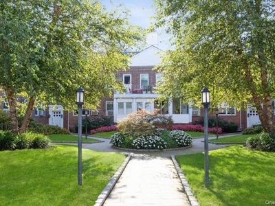 Property at 1385 Broadway #A33, Hewlett, NY