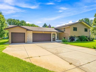 1718 Hazelwood Cir
