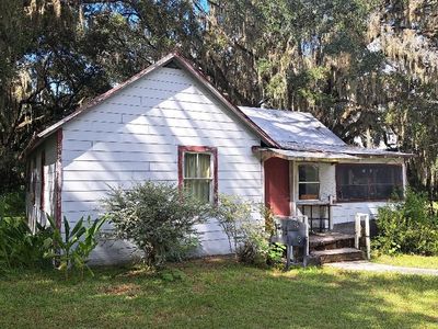 1075 NW 100TH STREET