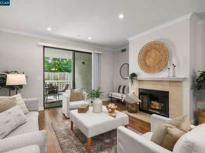 2586 Oak Rd APT 130