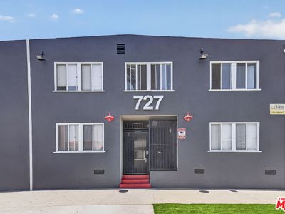 727 Olive Ave