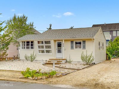 224 Eisenhower Avenue
