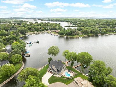 3877 Island View Cir NW