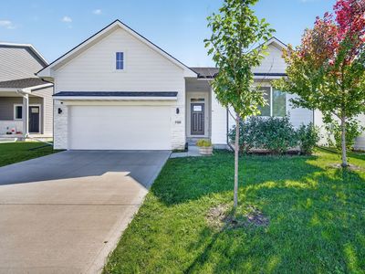 700 SE Drumlin Dr