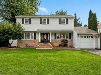 Property at 42 Circle Dr, Rockaway, NJ