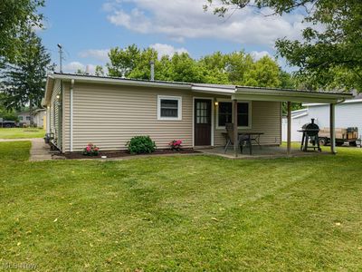 Property at 35325 West Rd, Grafton, OH