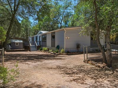 505 W Jones Dr