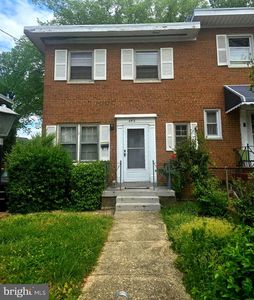 4912 Maury Pl