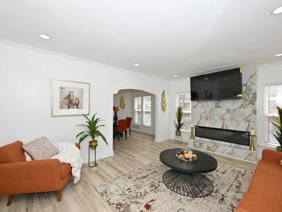 4208 North 19th PLACE