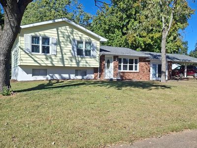 801 Sherwood Dr