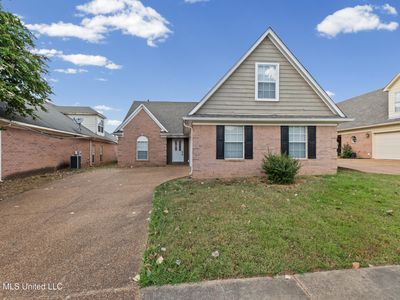1130 Warwick Pl