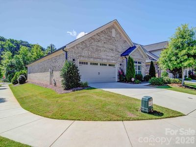 5218 Courtyard Ln