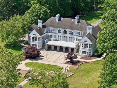 2562 Carrollton Rd