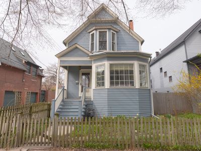 1220 E 57th St