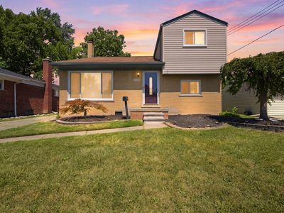 31040 Stephen Ave