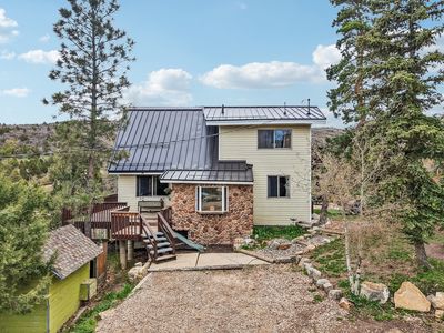 1538 Country Cir